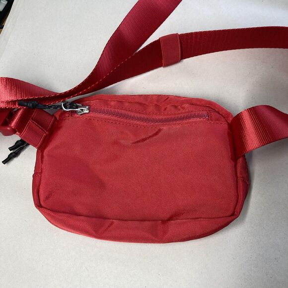 Fabletics Belt Bag Fanny Pack Small Red Zip Solid Polyester Nylon Women 8x4" - Picture 7 of 16
